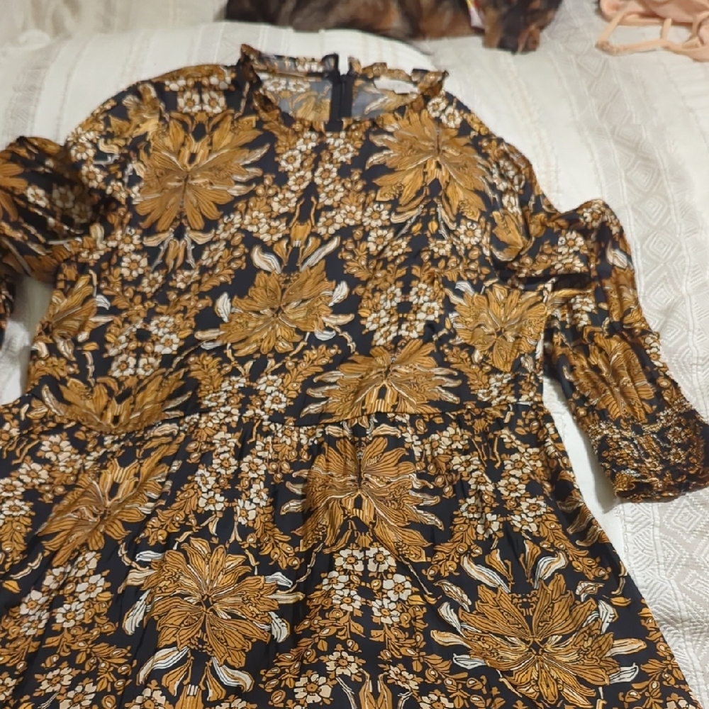 NWT Loft Outlet Black And Gold Dress